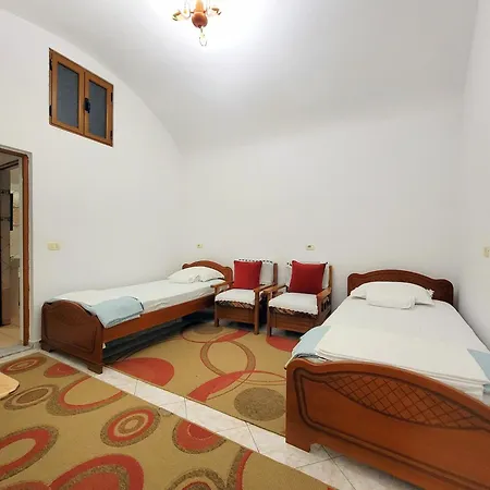 Marbi * Gjirokastra