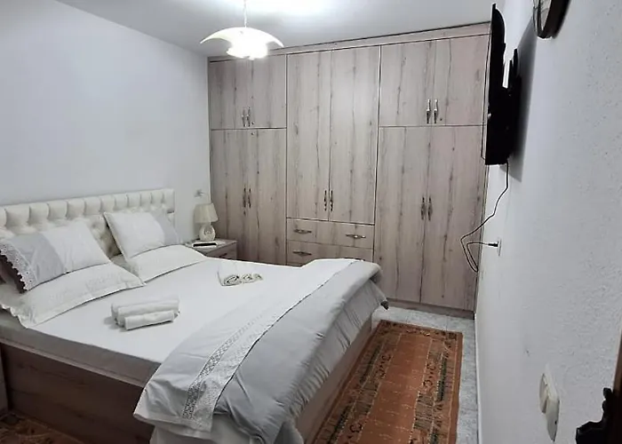 Marbi * Gjirokastër