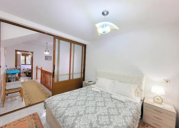 Marbi * Gjirokastër