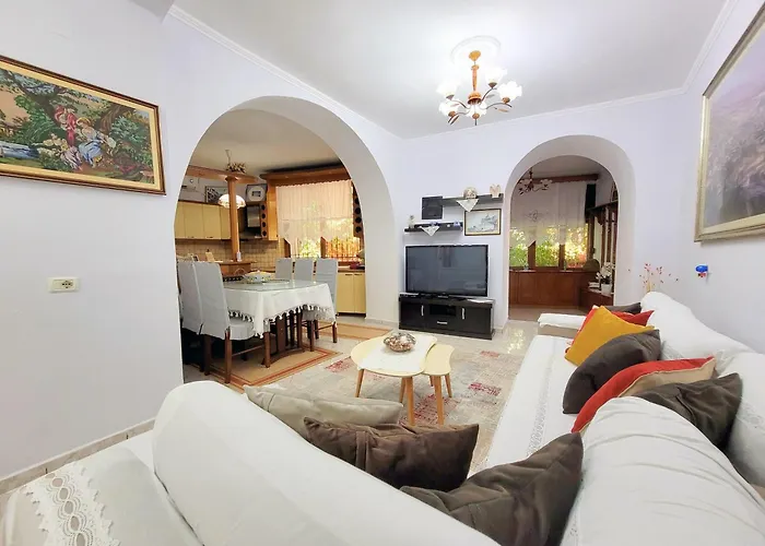 Marbi * Gjirokastër