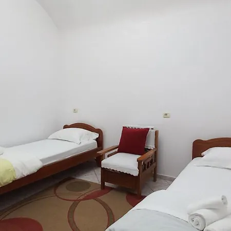 Marbi 度假居 Gjirokastër