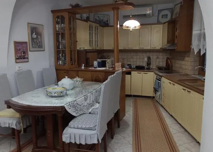 Marbi Gjirokastër